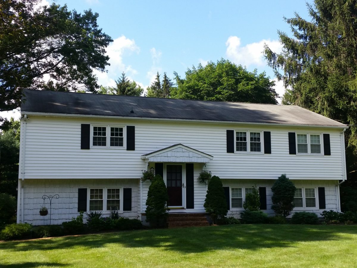 Soft Wash Roof Cleaning Middletown NJ